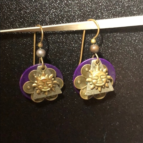 5/$25 ~ BoHo inspired earrings - Picture 2 of 4